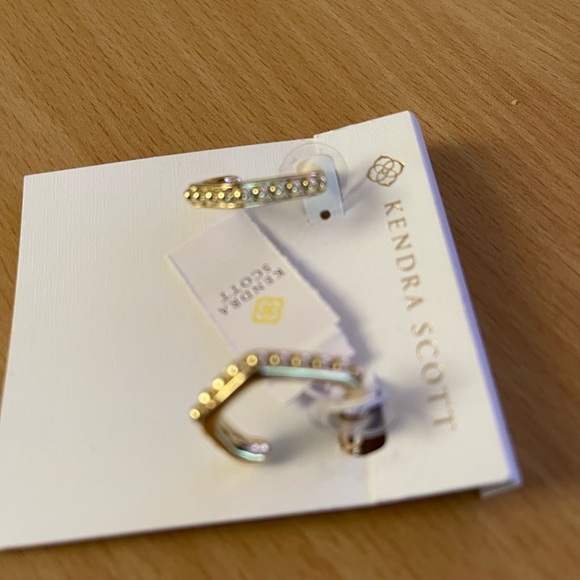 NWT Kendra Scott Gold Lonnie Hoop Bead Earrings - Picture 6 of 7